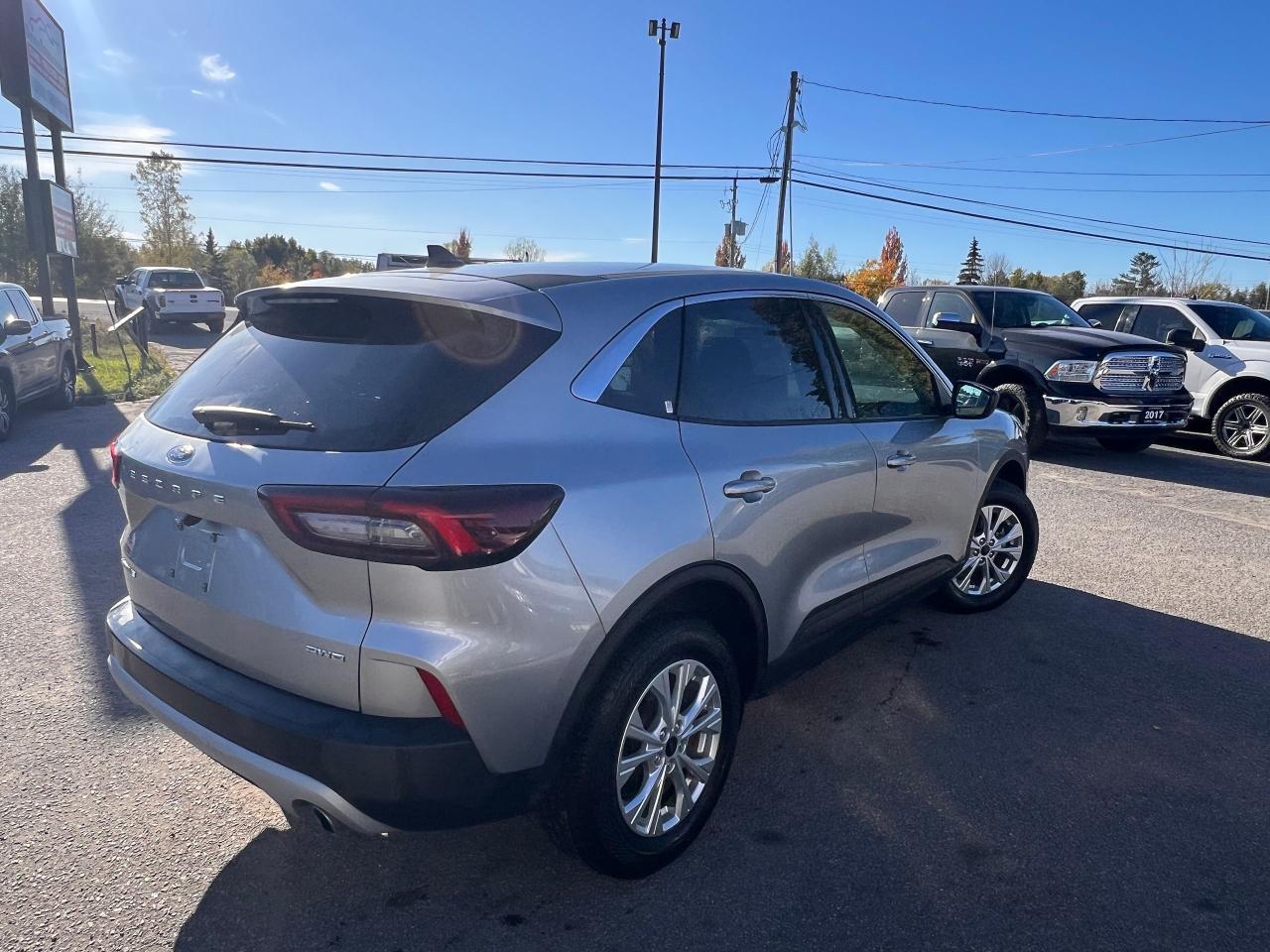 2023 Ford Escape Active AWD Photo4