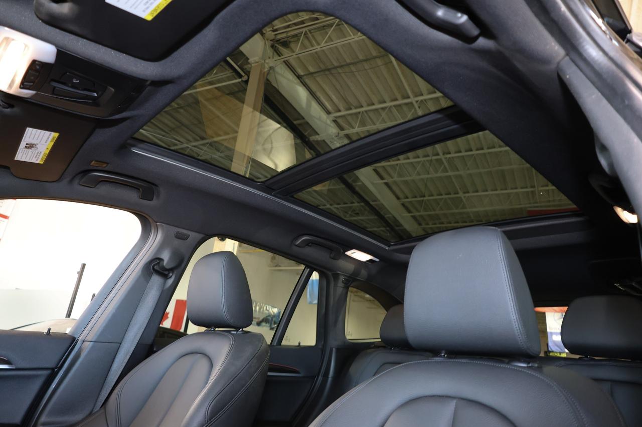 2018 BMW X1 xDrive28i - PANOROOF|CAMERA|HEATED SEATS|ALLOYS - Photo #10