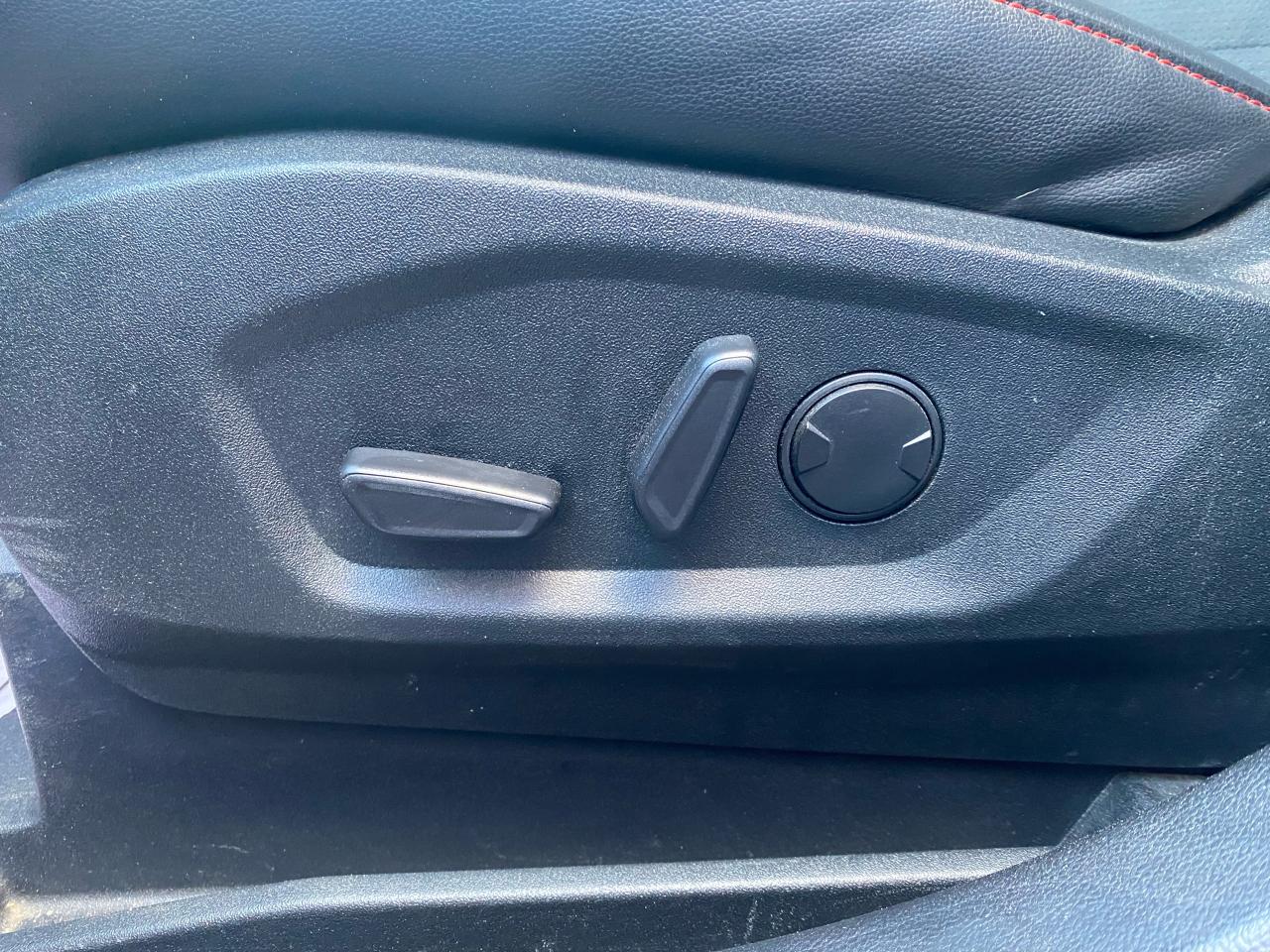 2022 Ford Edge ST Line - Photo #11