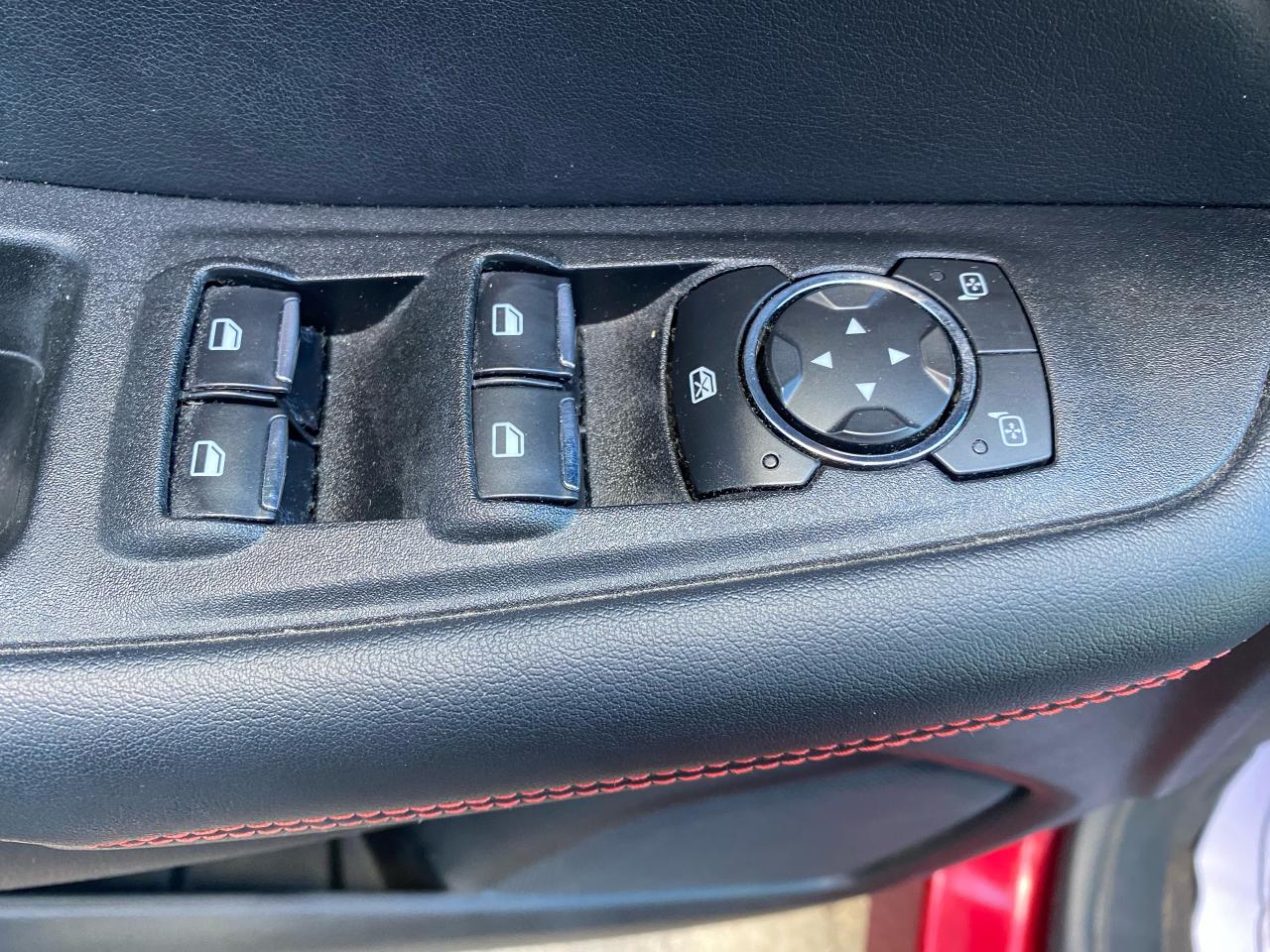 2022 Ford Edge ST Line - Photo #9