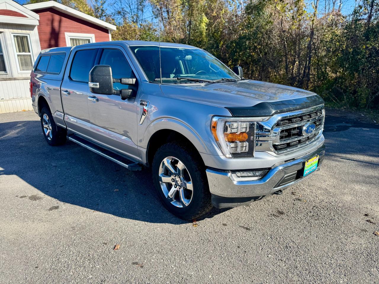 2022 Ford F-150 XLT 4WD W/ CAP CLEAN CARFAX | ONE OWNER - Photo #6
