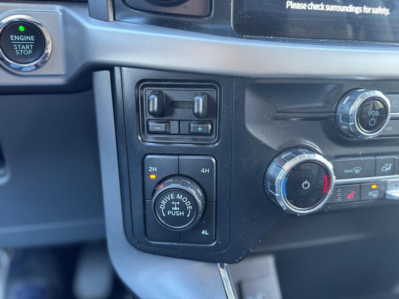 2022 Ford F-150 XLT 4WD W/ CAP CLEAN CARFAX | ONE OWNER - Photo #25