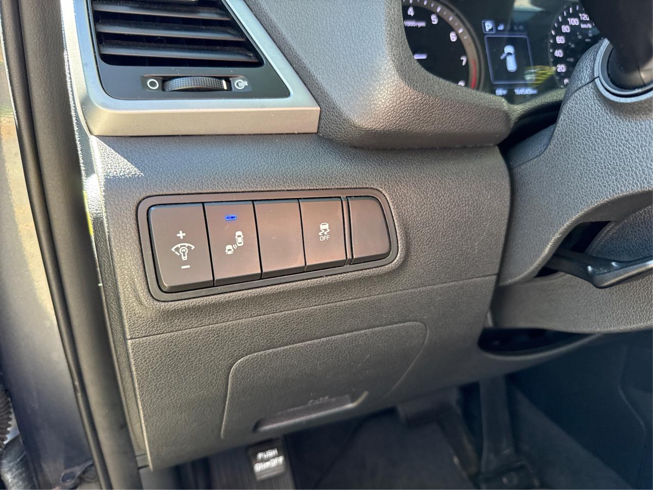 2016 Hyundai Tucson SE Popular, ECO, Sport, Limited - Photo #16