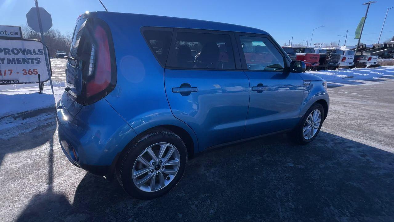 2019 Kia Soul EX SIRIUS XM, HEATED FRONT SEATS, BACK UP CAM, CRUISE CONTROL!! Photo3