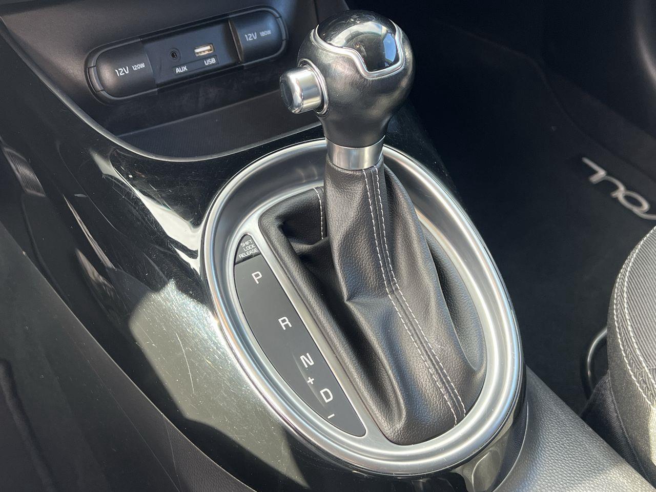 2019 Kia Soul EX SIRIUS XM, HEATED FRONT SEATS, BACK UP CAM, CRUISE CONTROL!! Photo