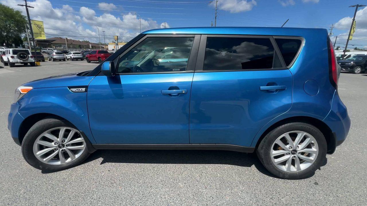 2019 Kia Soul EX SIRIUS XM, HEATED FRONT SEATS, BACK UP CAM, CRUISE CONTROL!! Photo