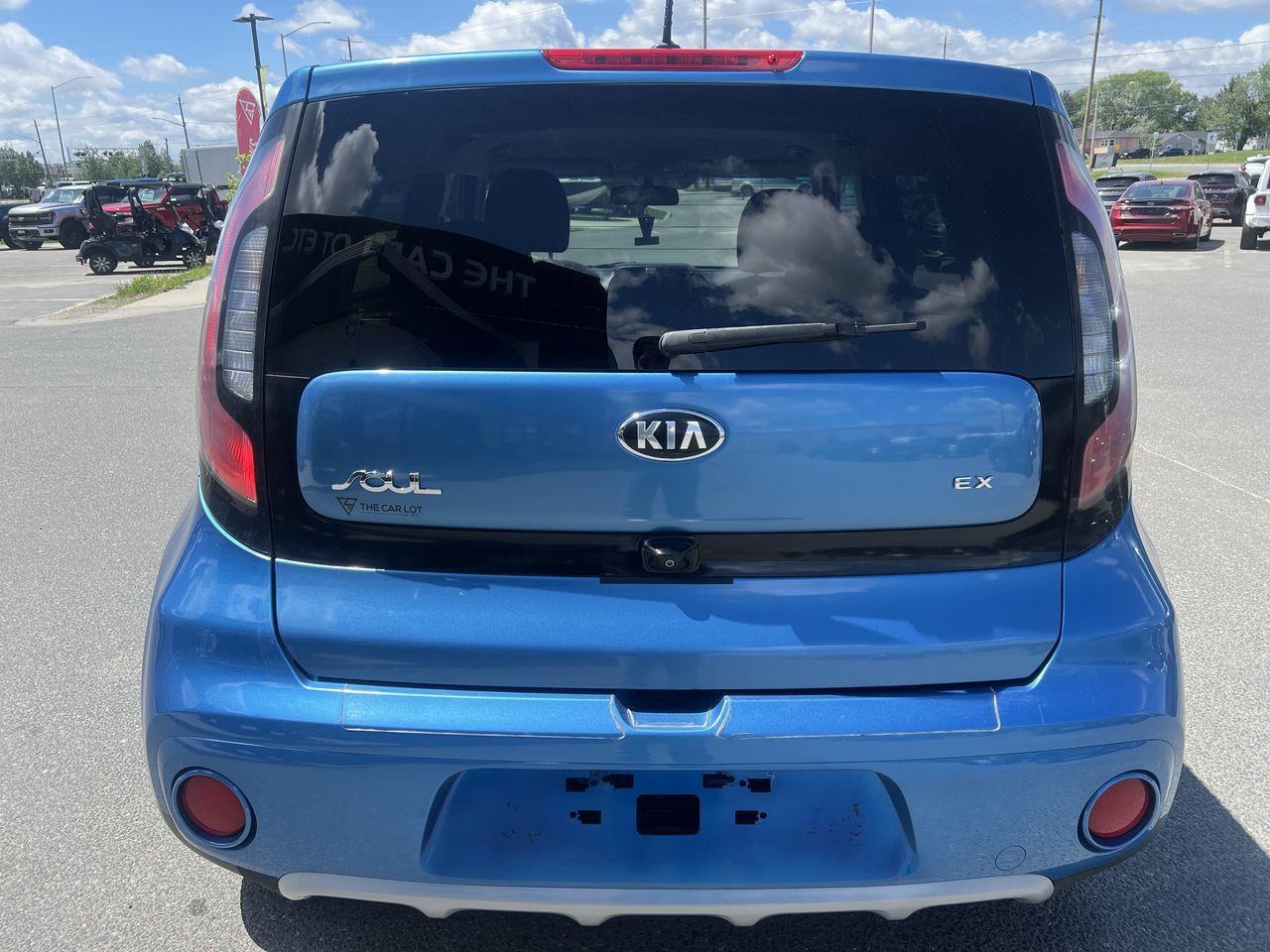 2019 Kia Soul EX SIRIUS XM, HEATED FRONT SEATS, BACK UP CAM, CRUISE CONTROL!! Photo