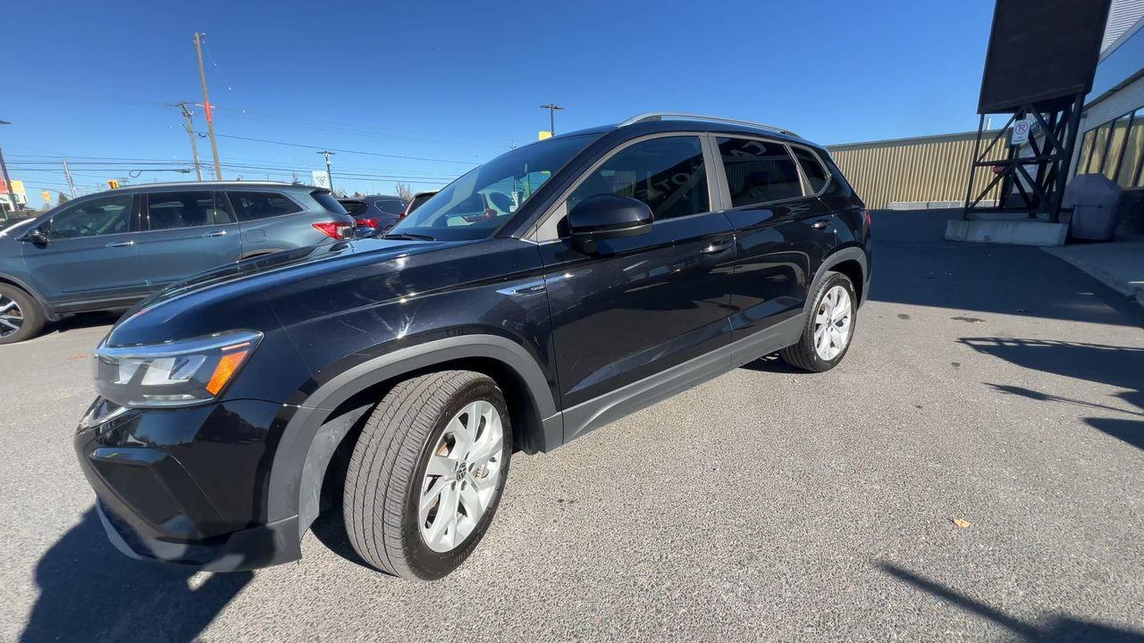 2022 Volkswagen Taos Comfortline AWD, MOONROOF, FRONT HEATED SEATS, CRUISE CONTROL, SIRIUS XM, BACK UP CAM!! Photo3