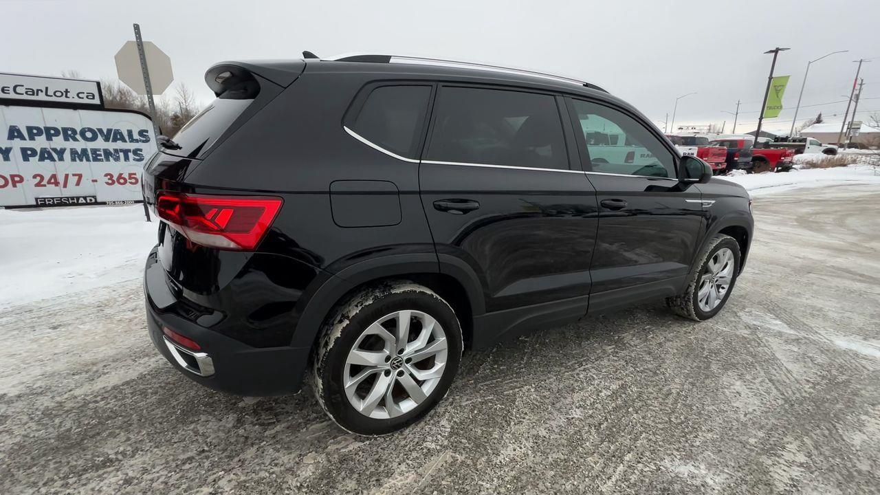 2022 Volkswagen Taos Comfortline AWD, MOONROOF, FRONT HEATED SEATS, CRUISE CONTROL, SIRIUS XM, BACK UP CAM!! Photo