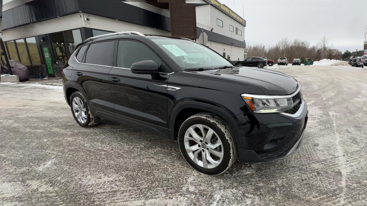 2022 Volkswagen Taos Comfortline AWD, MOONROOF, FRONT HEATED SEATS, CRUISE CONTROL, SIRIUS XM, BACK UP CAM!! Photo