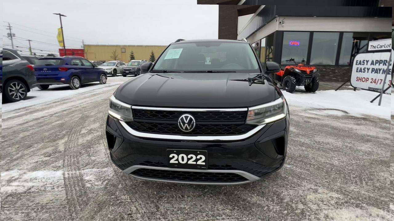 2022 Volkswagen Taos Comfortline AWD, MOONROOF, FRONT HEATED SEATS, CRUISE CONTROL, SIRIUS XM, BACK UP CAM!! Photo