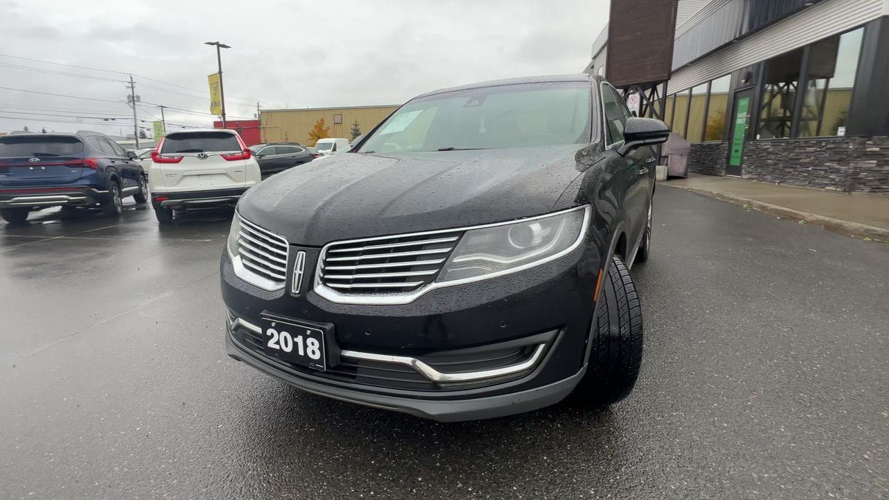 2018 Lincoln MKX Reserve AWD, MOONROOF, HEATED LEATHER SEATS, SIRIUS XM, NAV, BACK UP CAM!! Photo