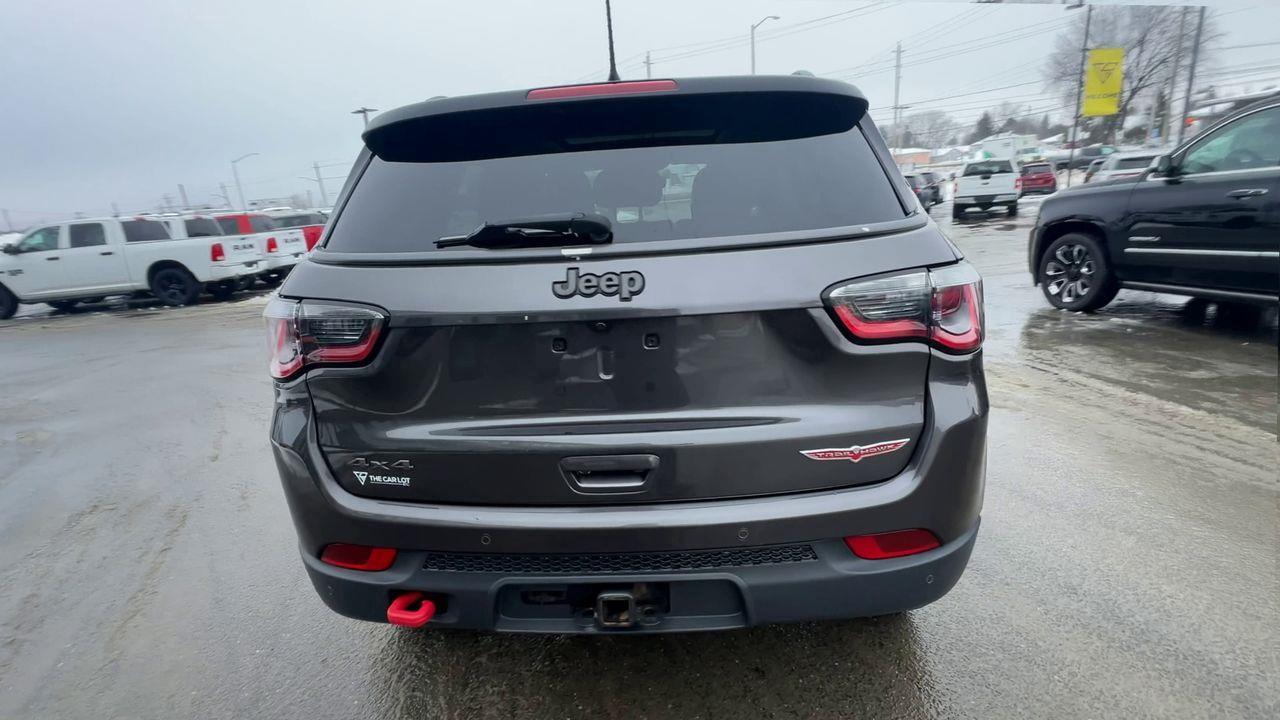 2021 Jeep Compass Trailhawk 4X4, MOONROOF, SIRIUS XM, NAV, BACK UP CAM, HEATED LEATHER SEATS!! Photo