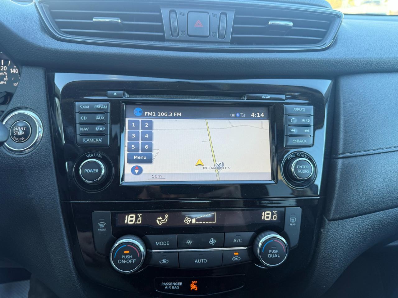 2017 Nissan Rogue SV AWD!! Photo