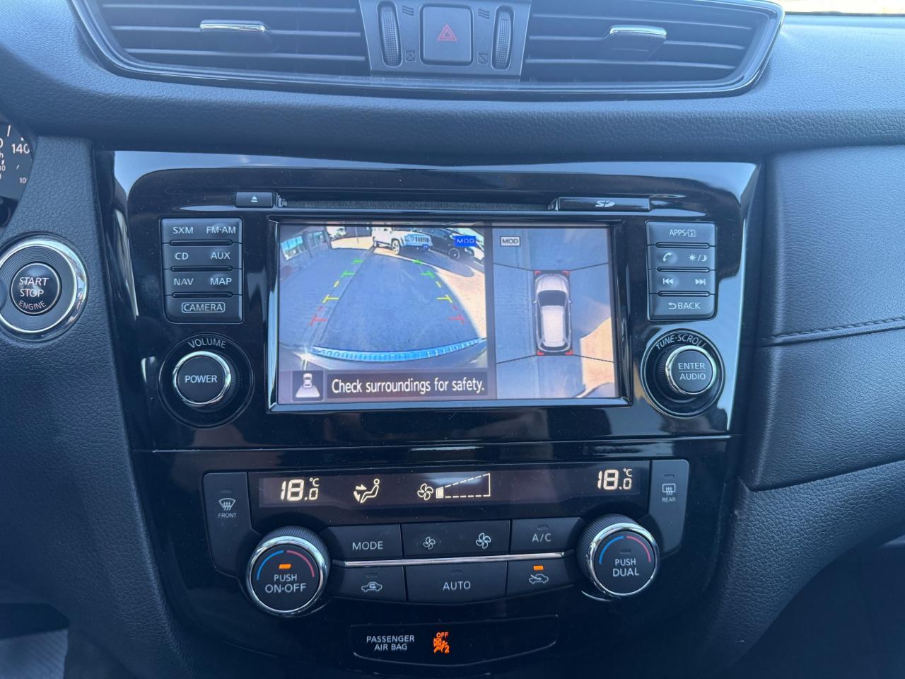 2017 Nissan Rogue SV AWD!! Photo