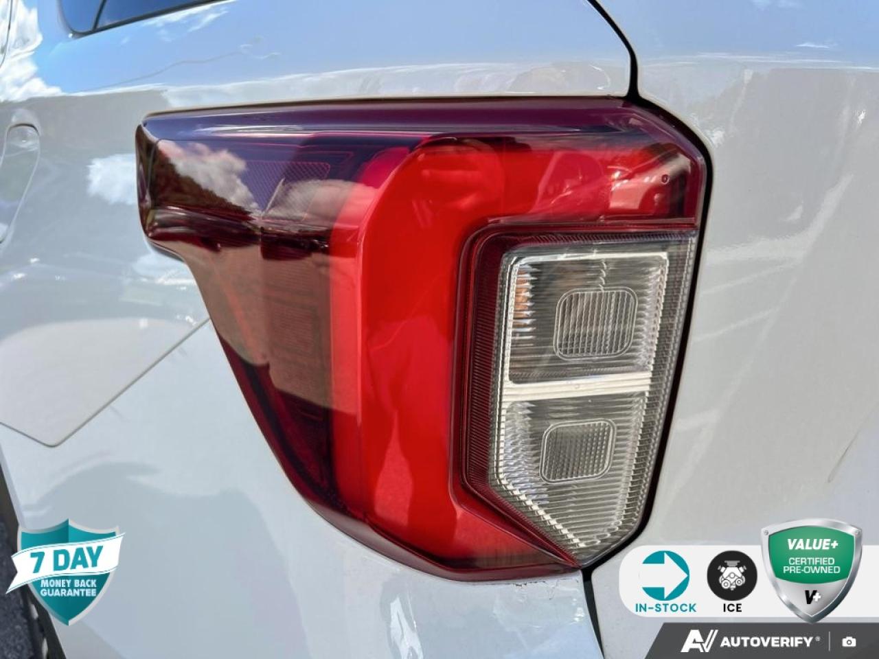 2022 Ford Explorer ST-Line HEATED CAPTAIN'S CHAIRS | EQUIP GRP 250A PKG | ROO Photo