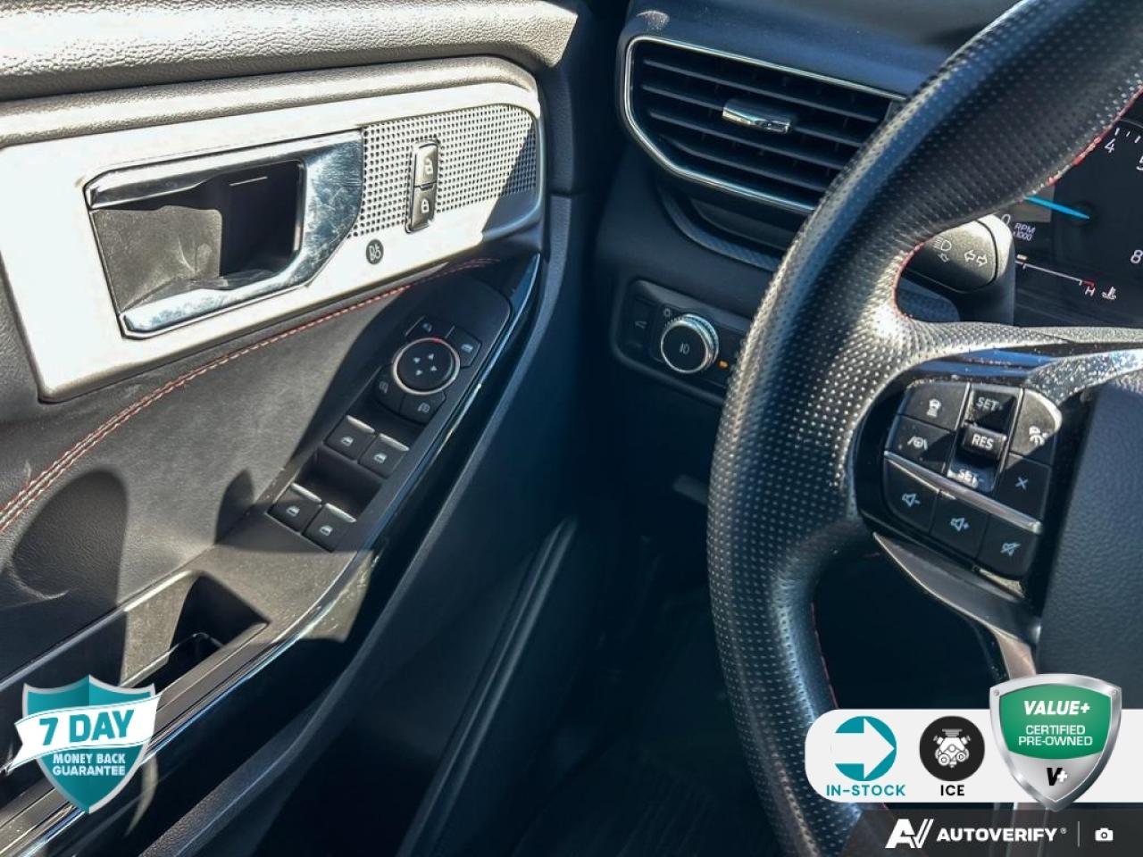 2022 Ford Explorer ST-Line HEATED CAPTAIN'S CHAIRS | EQUIP GRP 250A PKG | ROO Photo