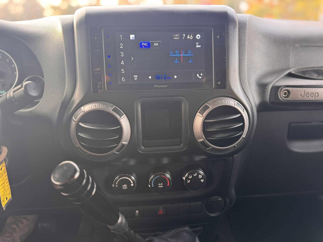 2017 Jeep Wrangler SPORT - Photo #12