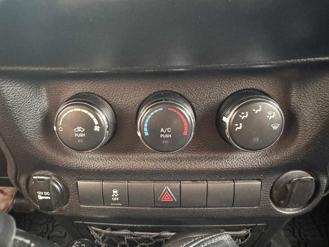 2017 Jeep Wrangler SPORT - Photo #15