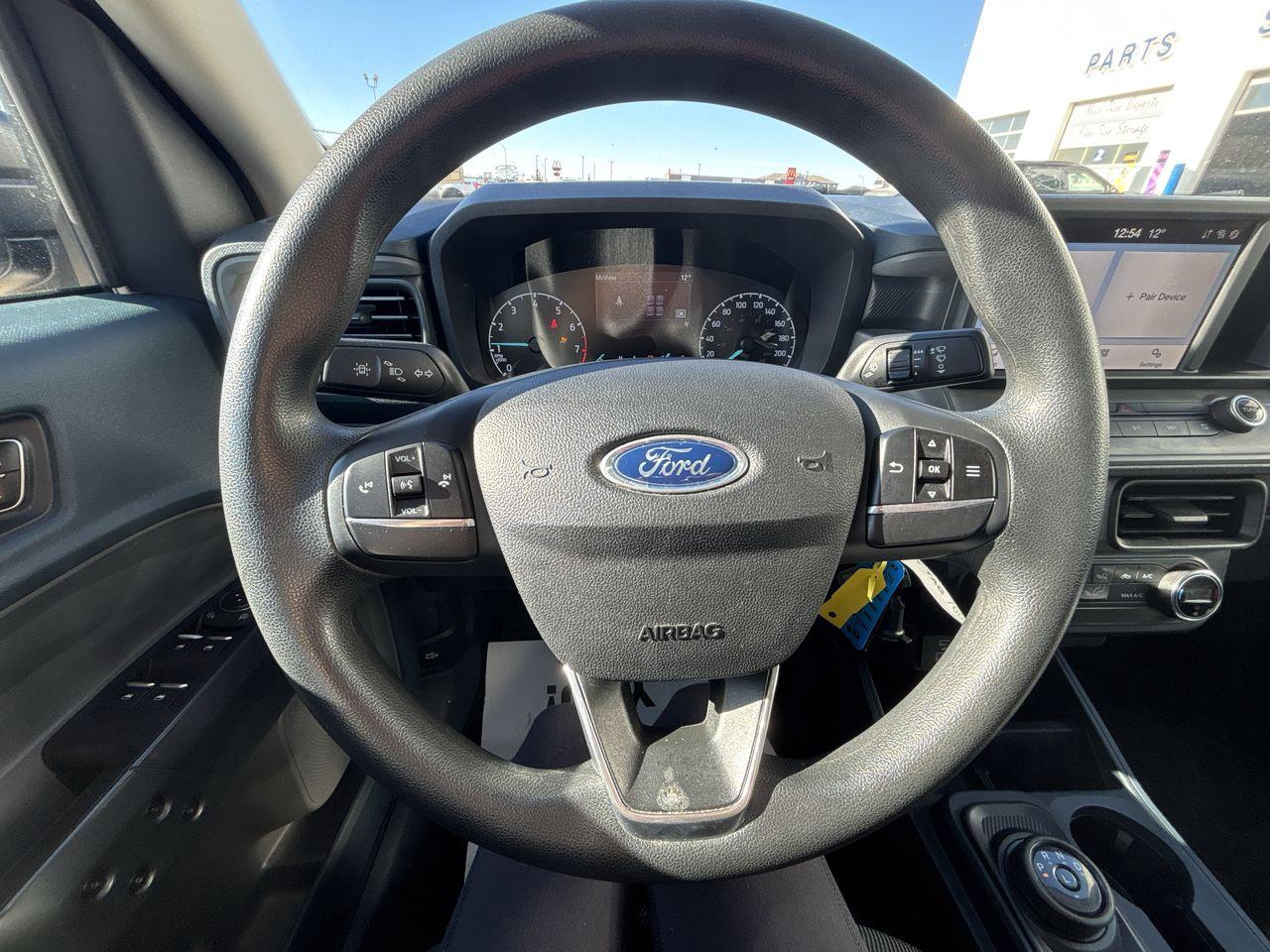 2022 Ford Maverick XL AWD SuperCrew Photo5