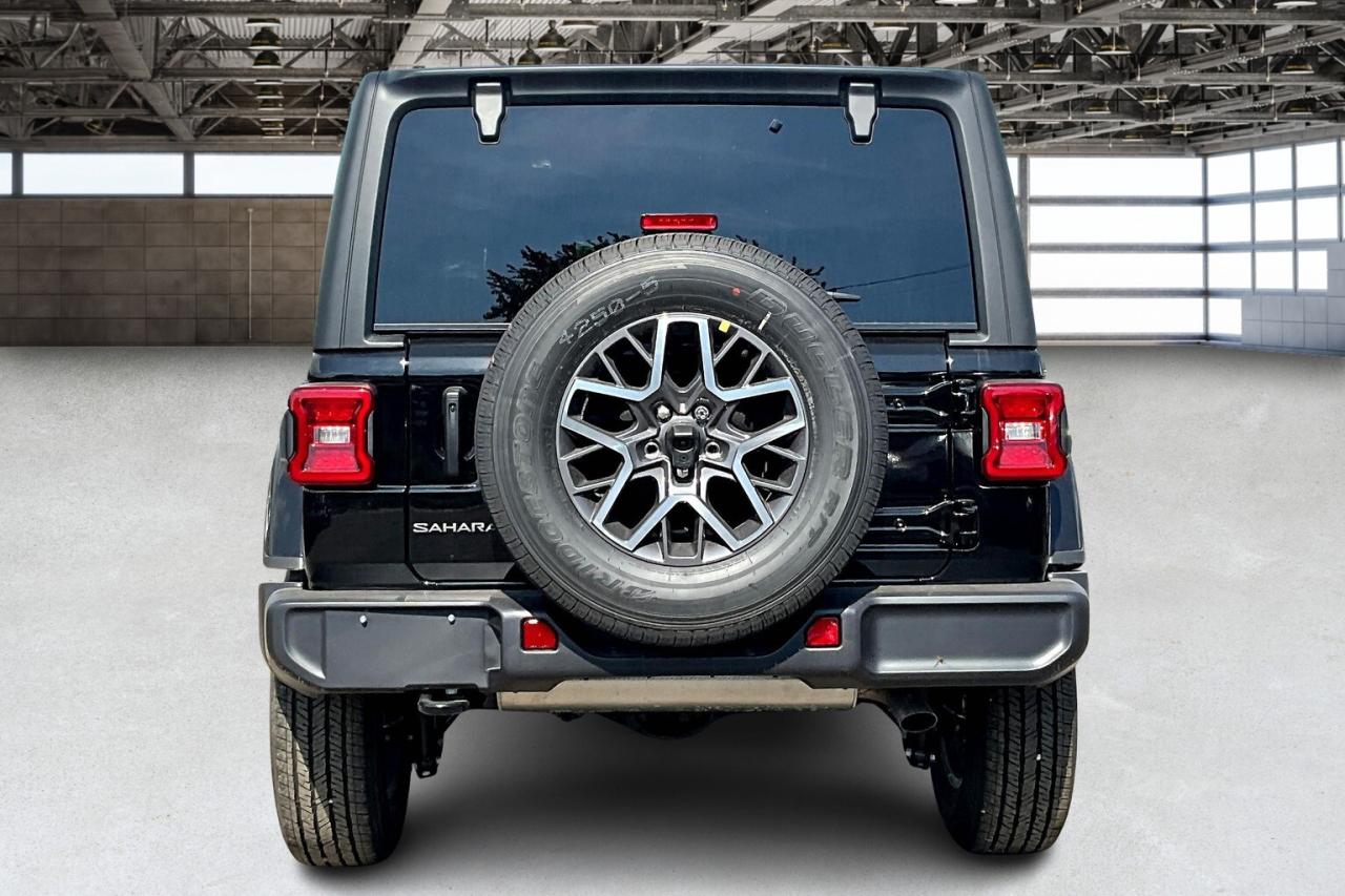 2026 Jeep Wrangler SAHARA | Hardtop | 12" Touchscreen | Pwr Seat Photo