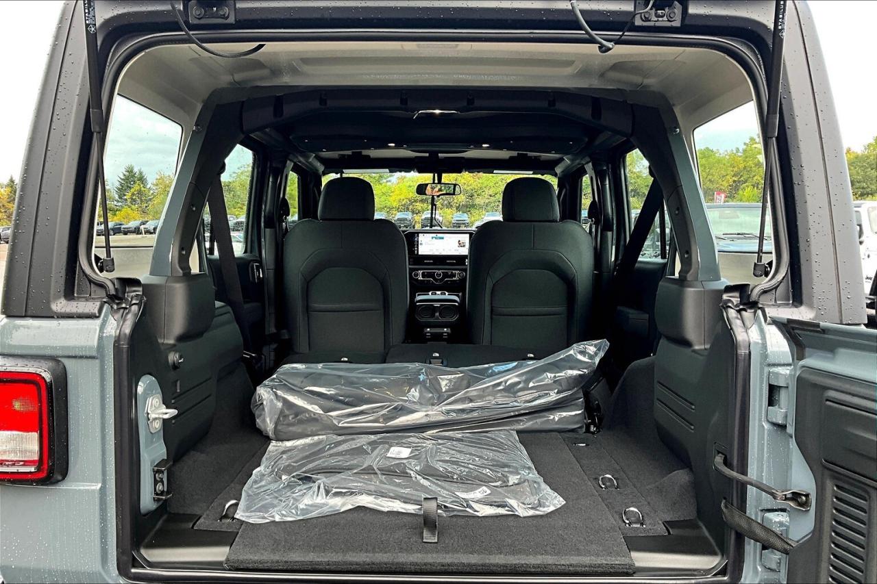 2026 Jeep Wrangler SPORT 4DR | Hardtop | 12" Touchscreen | Carplay Photo