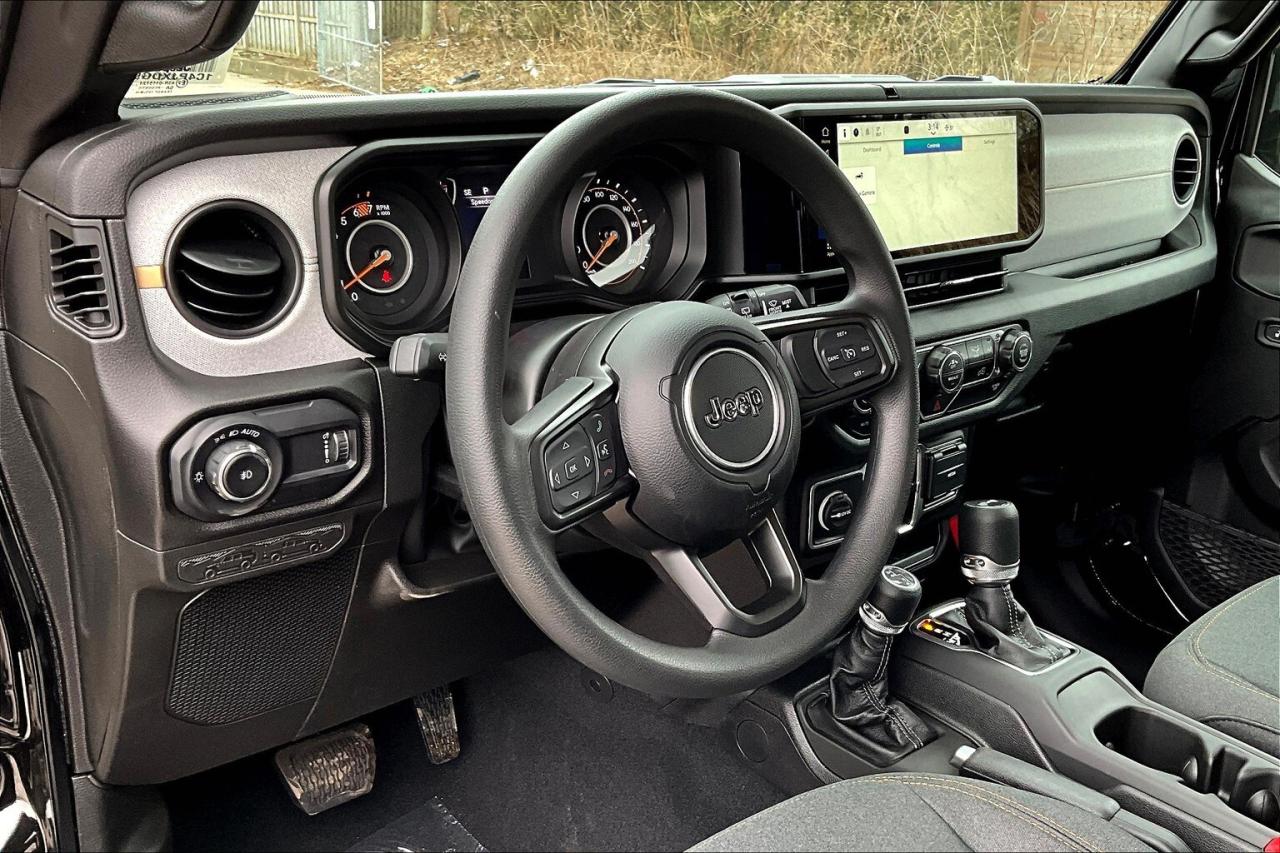 2026 Jeep Wrangler SPORT 4DR | Hardtop | 12" Touchscreen | Carplay Photo