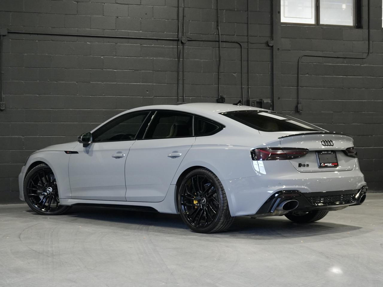 2021 Audi RS 5 Sportback ROOF/360 CAM/B&0/CARBON FIBER/DRIVE ASSIST/MASSAGE Photo