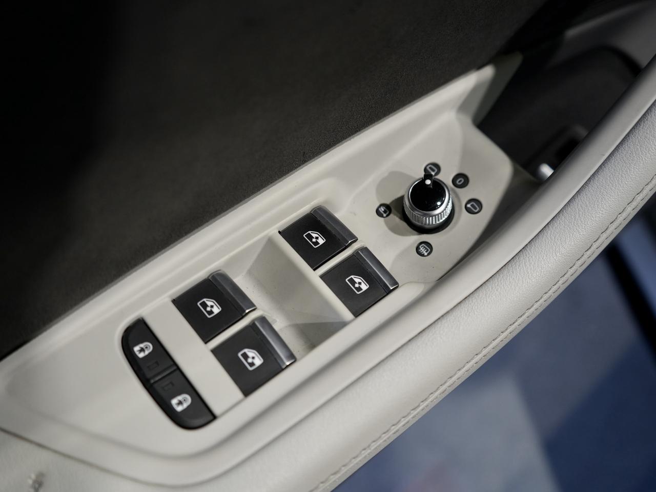 2021 Audi RS 5 Sportback ROOF/360 CAM/B&0/CARBON FIBER/DRIVE ASSIST/MASSAGE Photo