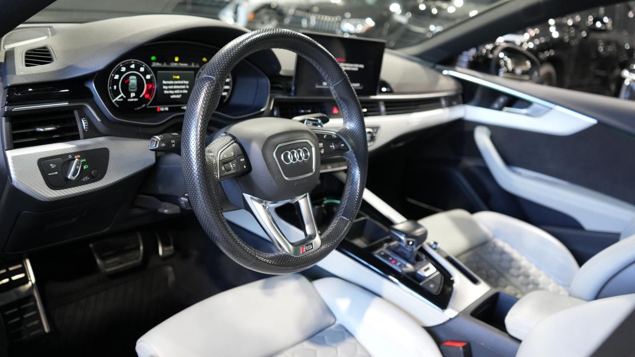 2021 Audi RS 5 Sportback ROOF/360 CAM/B&0/CARBON FIBER/DRIVE ASSIST/MASSAGE Photo