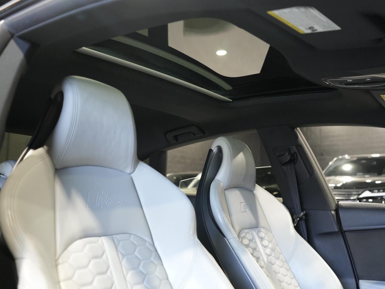 2021 Audi RS 5 Sportback ROOF/360 CAM/B&0/CARBON FIBER/DRIVE ASSIST/MASSAGE Photo