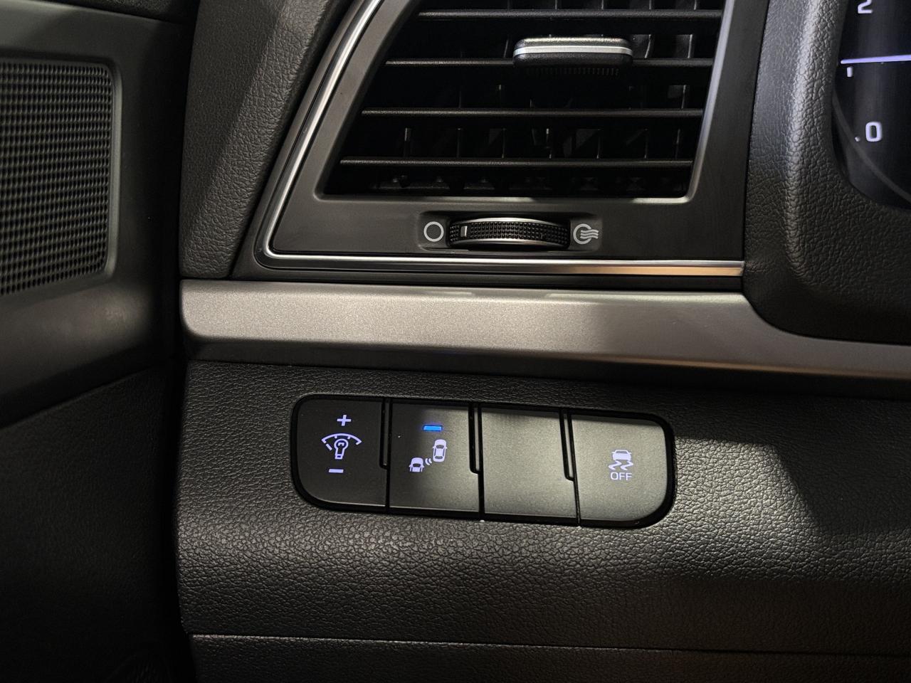 2018 Hyundai Elantra AUTOMATIC|APPLECARPLAY|ANDROIDAUTO|HEATEDSEATS|+++ - Photo #13