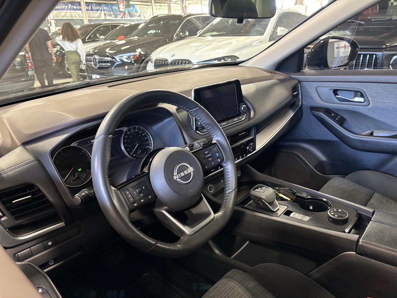 2023 Nissan Rogue SV AWD|MOONROOF|ALLOYS|360CAM|HEATEDSEATS|+++ - Photo #14