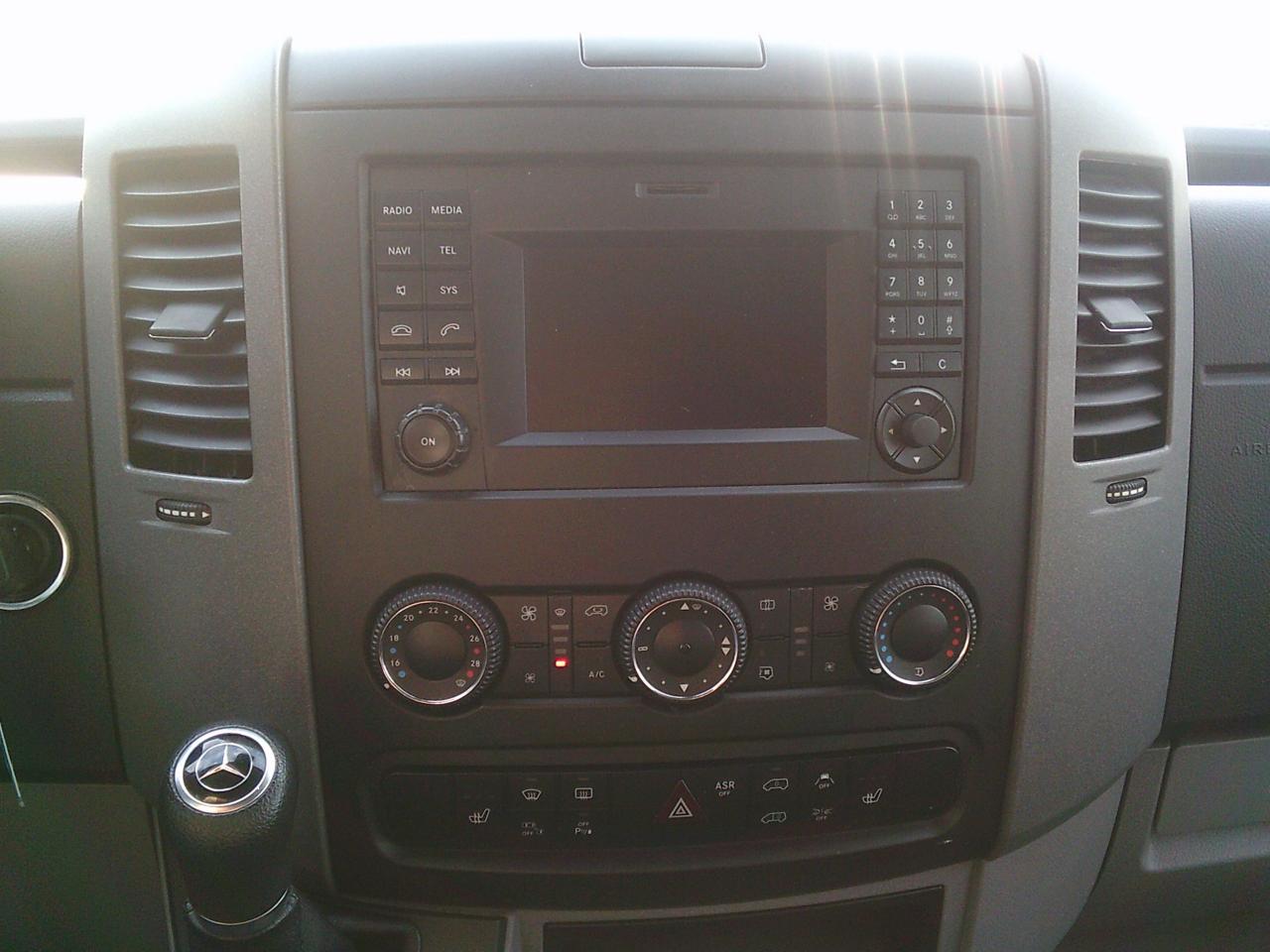 2016 Mercedes-Benz Sprinter Passenger Van AWD 2500 V6 144 High Roof - Photo #17