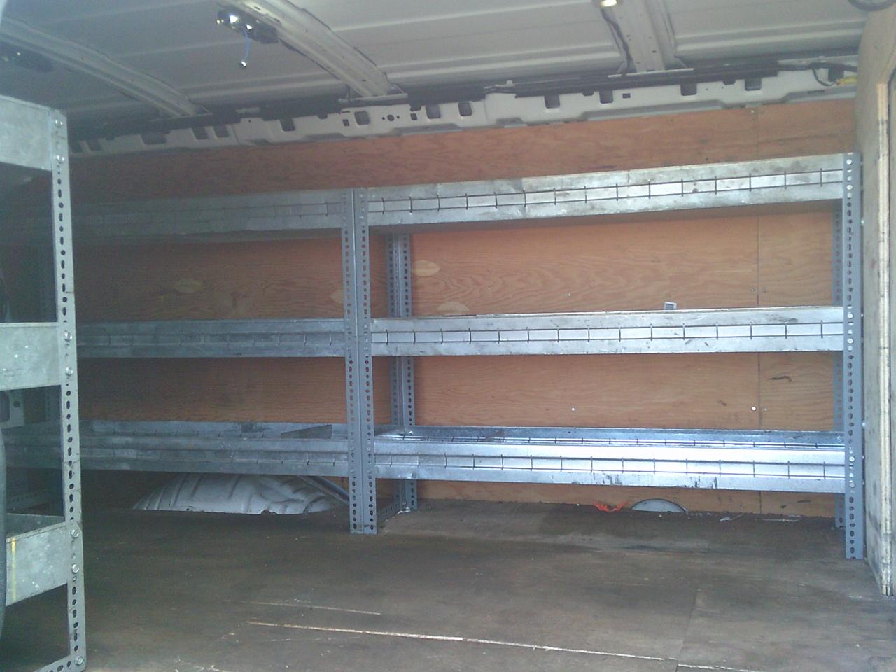 2017 GMC Savana Cargo Van RWD 3500 135 - Photo #18