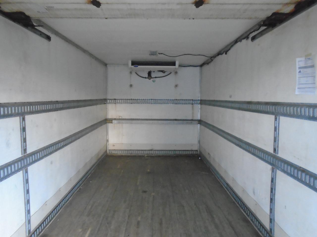 2013 Hino 268 reffer - Photo #5