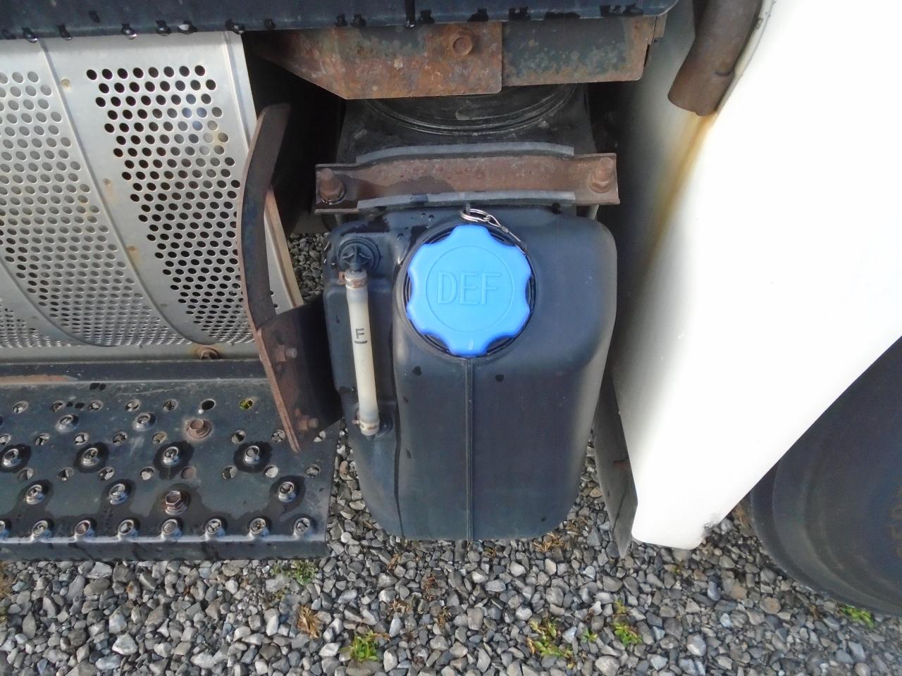 2013 Hino 268 reffer - Photo #14