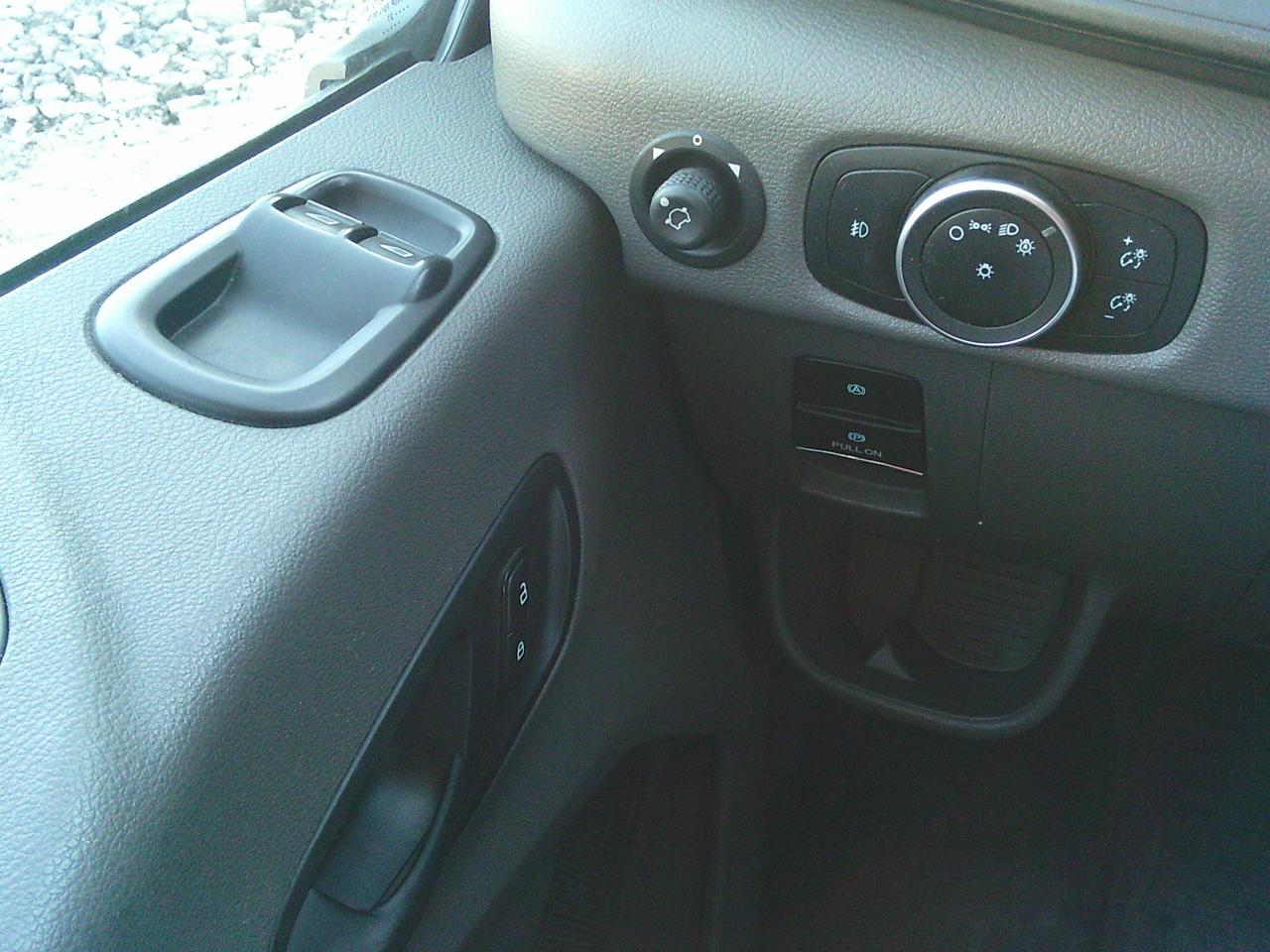 2021 Ford Transit Cargo Van T-250 148  Med Rf 9070 GVWR RWD - Photo #14