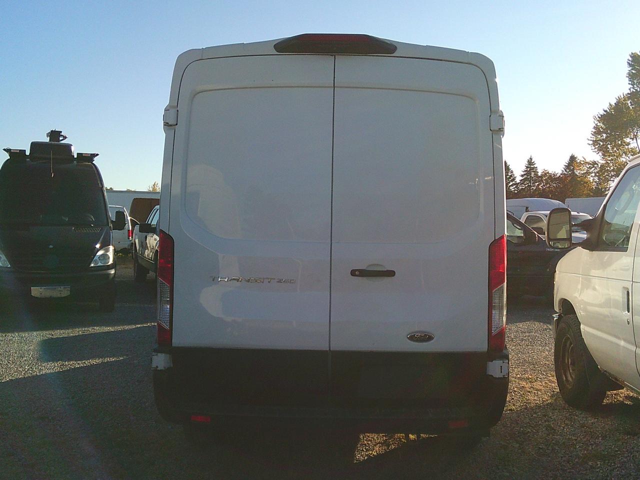 2021 Ford Transit Cargo Van T-250 148  Med Rf 9070 GVWR RWD - Photo #6