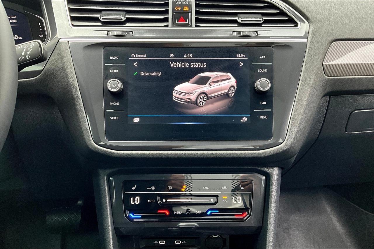 2024 Volkswagen Tiguan Comfortline | Heated Leather | Panoroof | AWD Photo