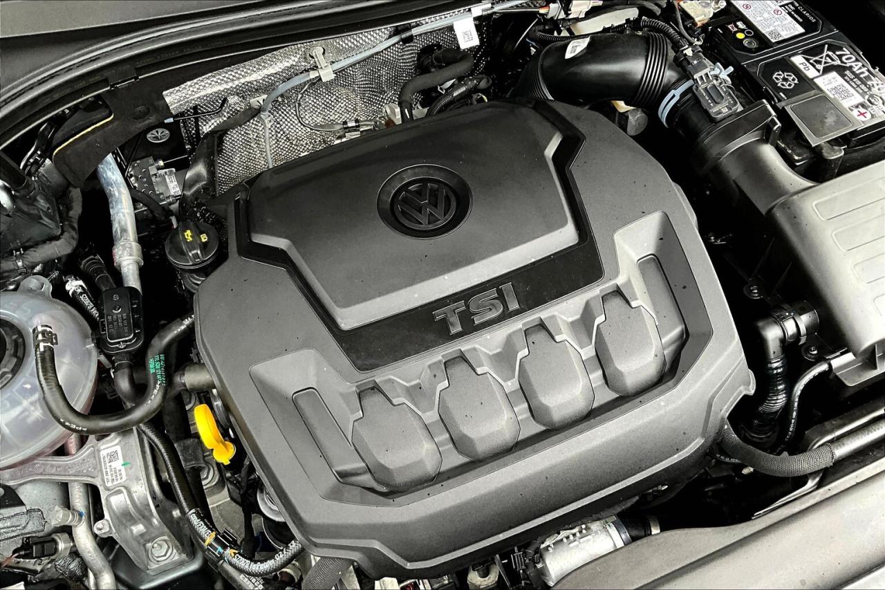 2024 Volkswagen Tiguan Comfortline | Heated Leather | Panoroof | AWD Photo