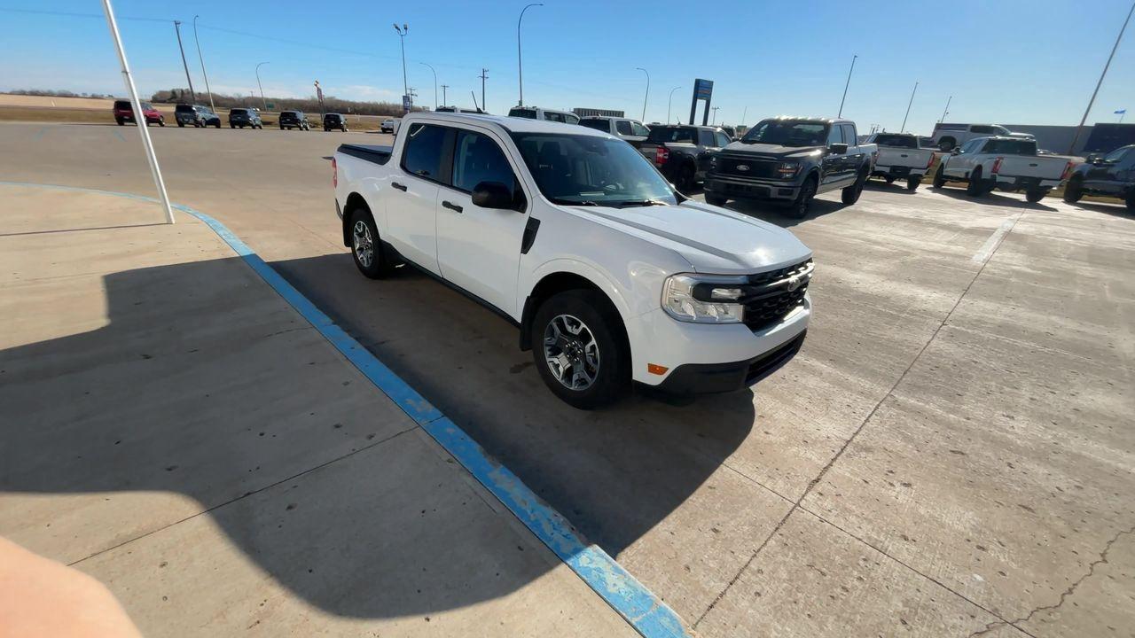 2022 Ford Maverick XL AWD SuperCrew Photo5
