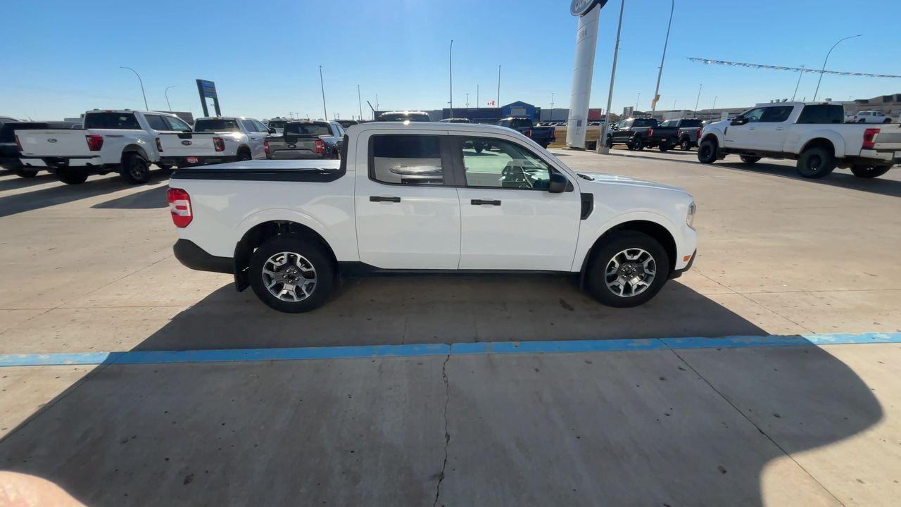 2022 Ford Maverick XL AWD SuperCrew Photo5