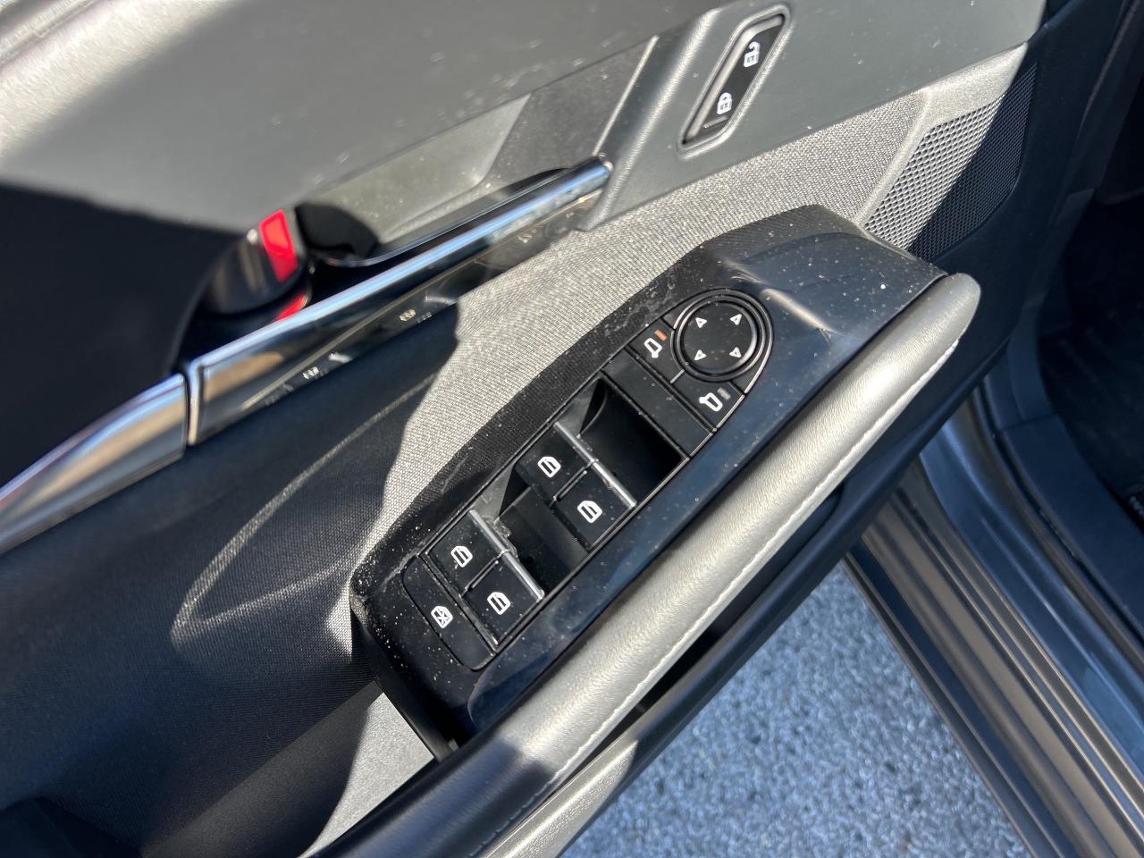 2023 Mazda CX-30 HEATED STEERING WHEEL, BACK UP CAM, HEATED SEATS! - Photo #16