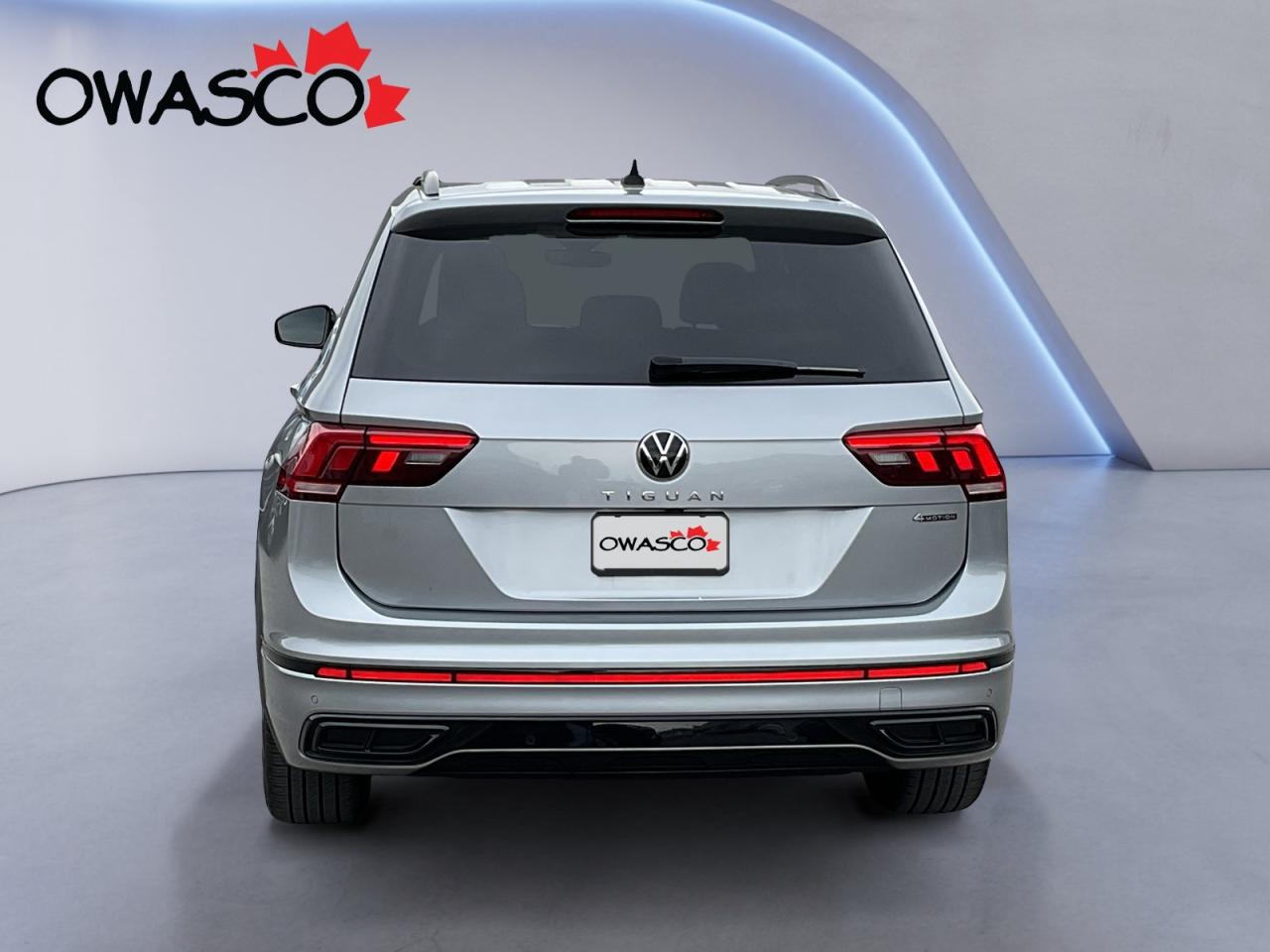 2023 Volkswagen Tiguan 2.0L R-Line Black Edition! One Owner Off Lease! Photo4