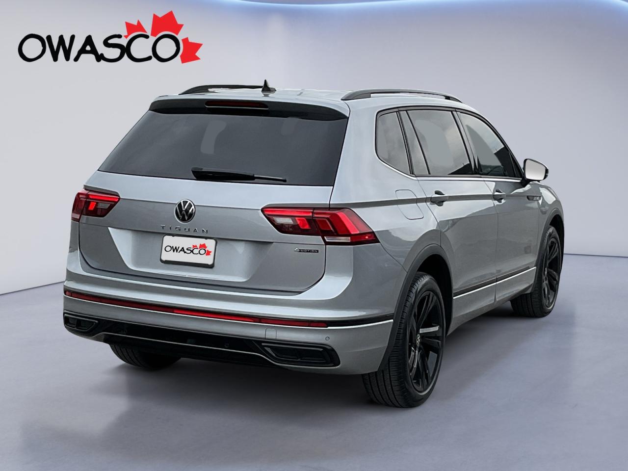 2023 Volkswagen Tiguan 2.0L R-Line Black Edition! One Owner Off Lease! Photo