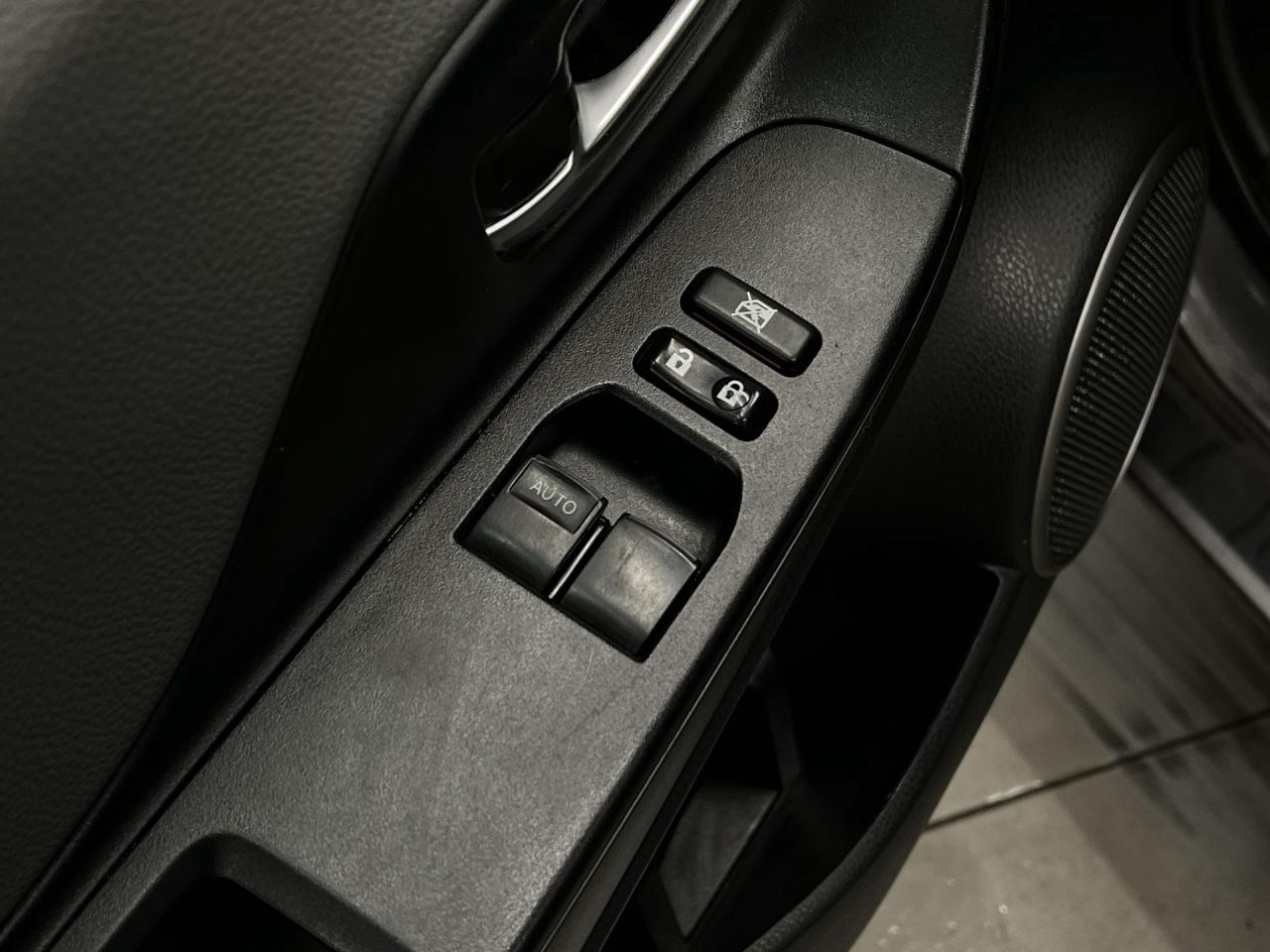 2015 Toyota Yaris 5-SPEED | ONLY 54,000KMS!! | BLUETOOTH | AM/FM/CD Photo