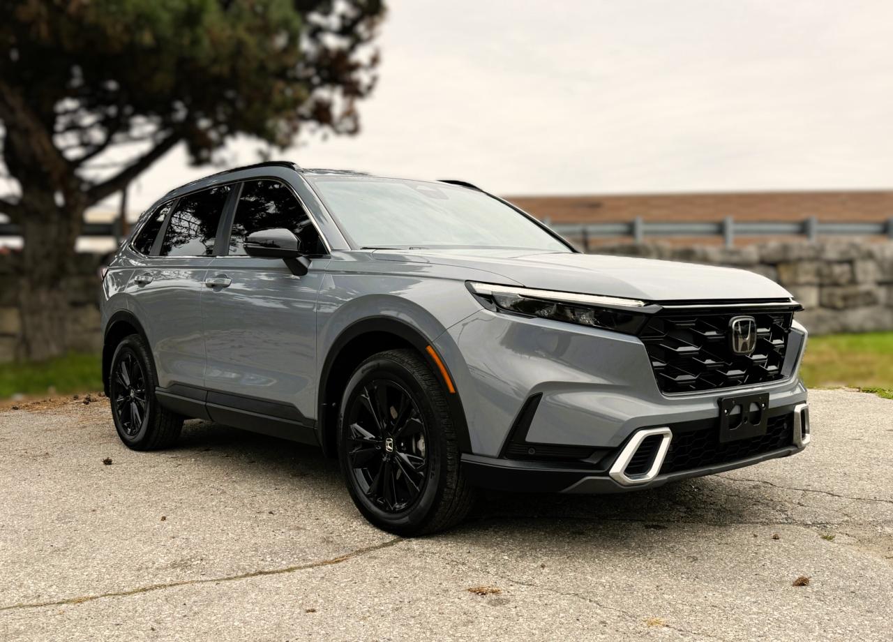 2025 Honda CR-V Hybrid Touring AWD | NAVIGATION | BOSE STEREO | BLUETOOTH Photo2