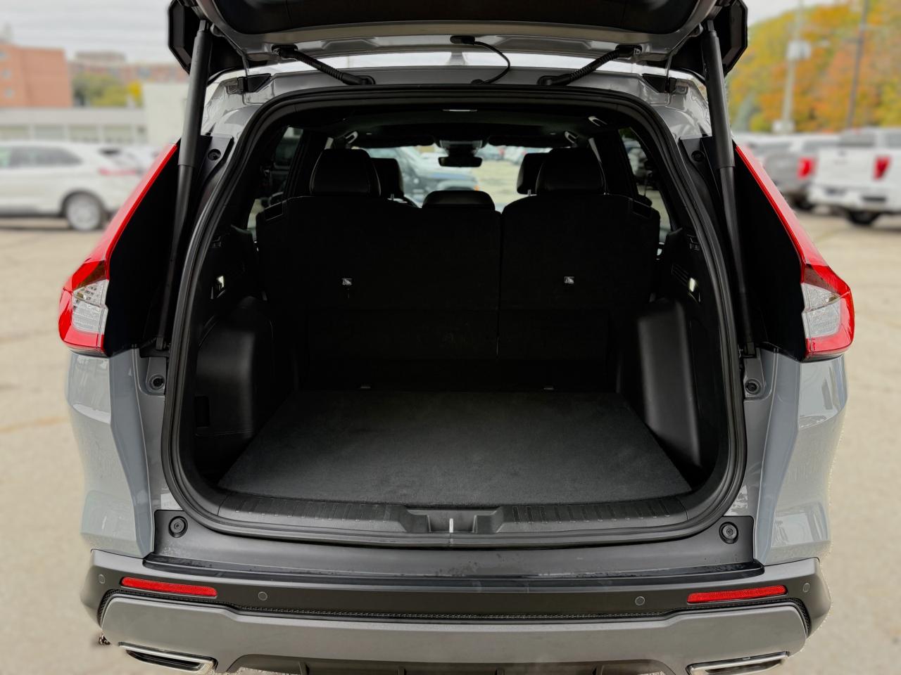 2025 Honda CR-V Hybrid Touring AWD | NAVIGATION | BOSE STEREO | BLUETOOTH Photo