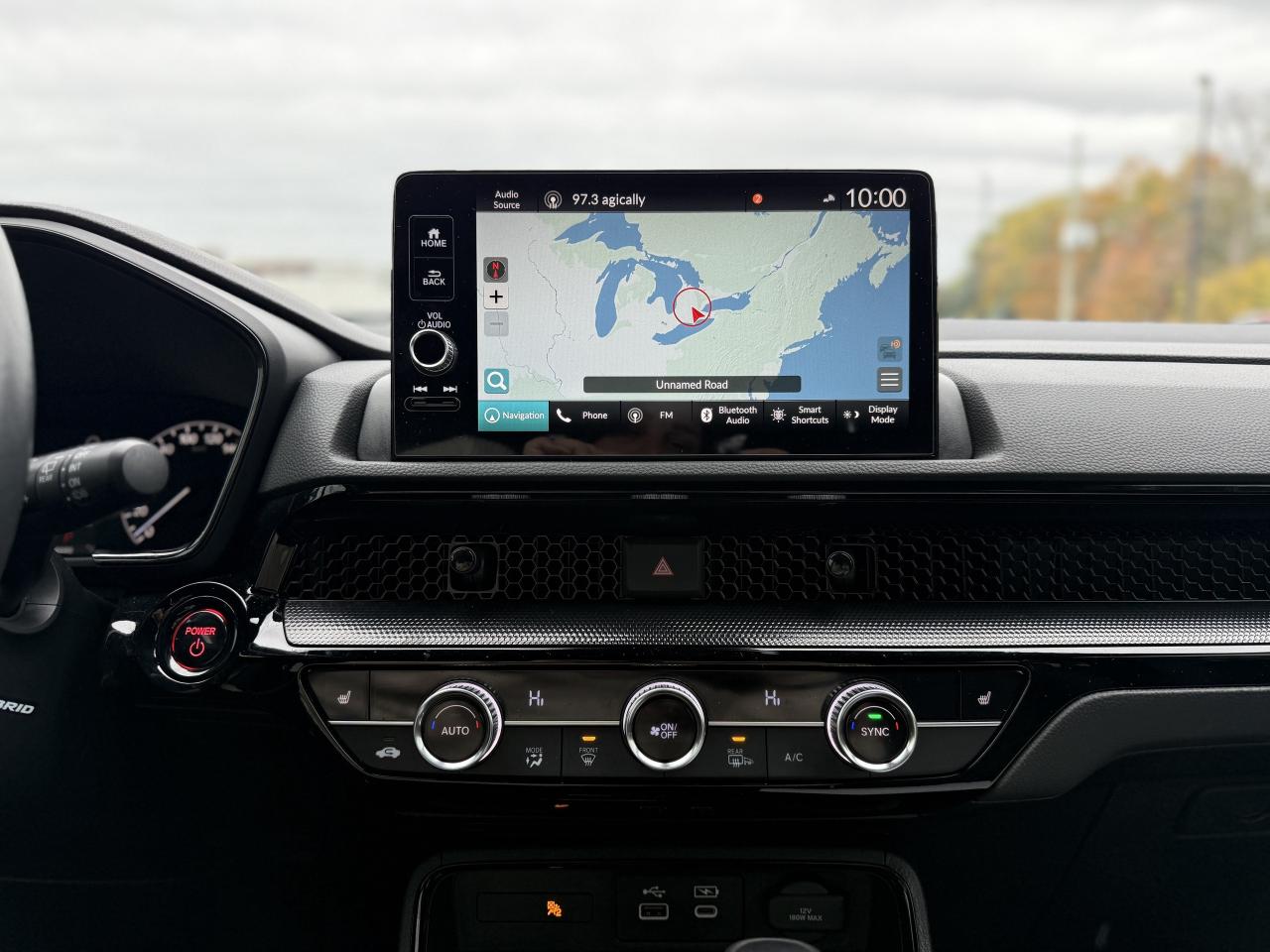 2025 Honda CR-V Hybrid Touring AWD | NAVIGATION | BOSE STEREO | BLUETOOTH Photo